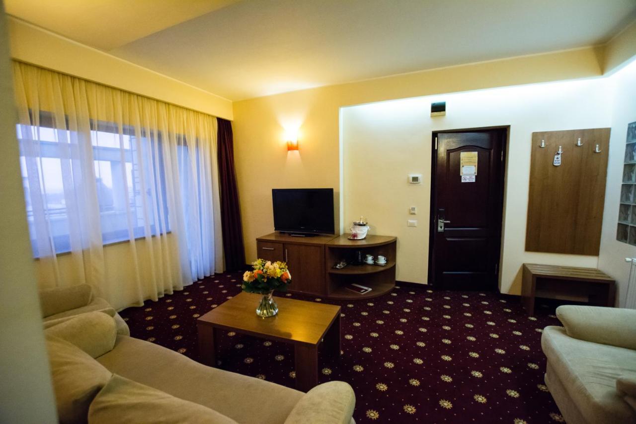 Hotel Ferdinand Κονστάντζα Εξωτερικό φωτογραφία
