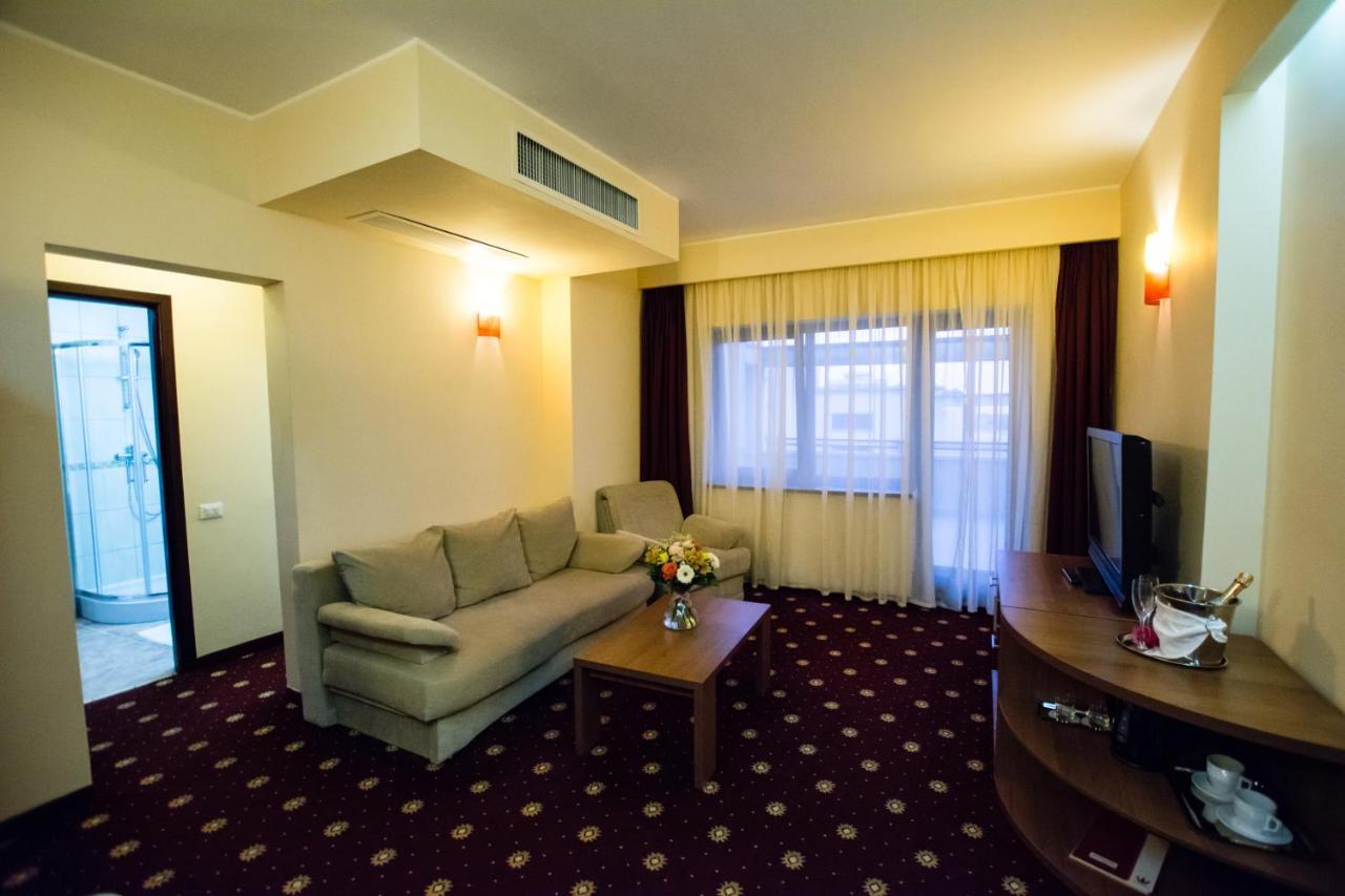 Hotel Ferdinand Κονστάντζα Εξωτερικό φωτογραφία