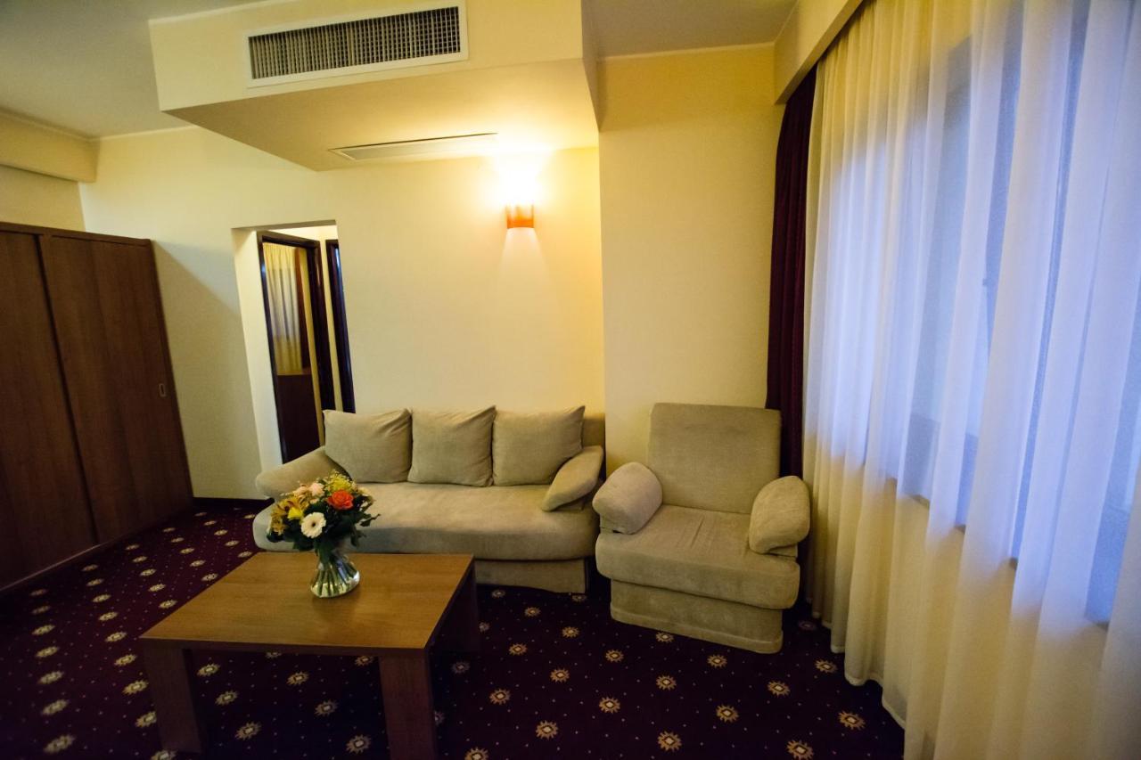 Hotel Ferdinand Κονστάντζα Εξωτερικό φωτογραφία